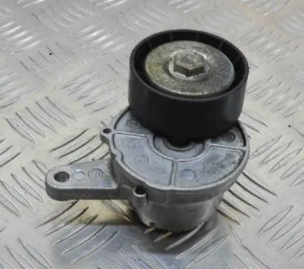 Audi Q2 - Generator/alternator belt tensioner 04L903315