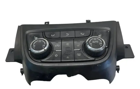 Opel Zafira C Air conditioning/heating control unit 13474057 A2C95501900