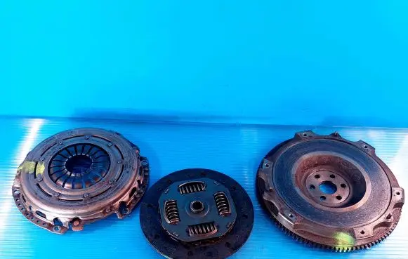 Ford Focus Clutch set kit CM5G6375NA C1BG7563DA F4883140409B
