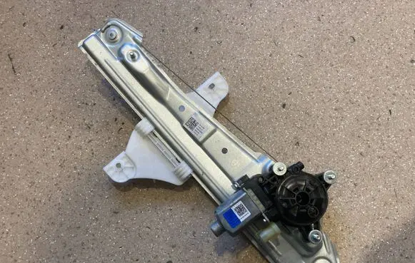 Hyundai Ioniq 5 Rear door window regulator with motor 83401GI500