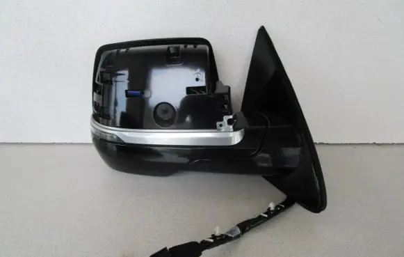 Cadillac Escalade Front door electric wing mirror