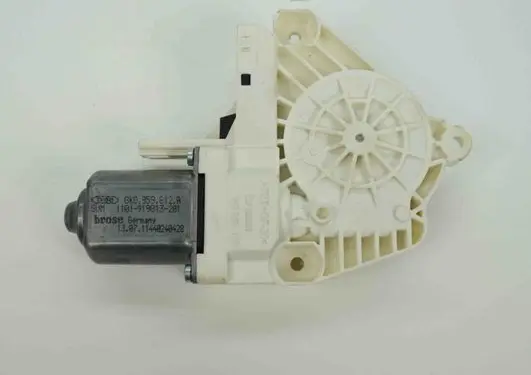 Audi Q3 8U Rear door window regulator motor 8K0959812A