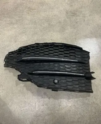 Mercedes-Benz GLE W167 Front bumper lower grill A1678858703