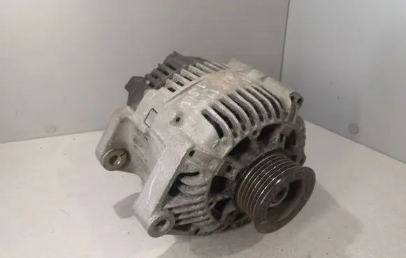 Renault Laguna I Generator/alternator 7700857073