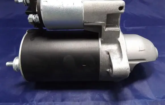 Ford Focus Starter motor LRS00965 1018882
