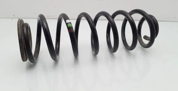 Volkswagen Touran I Rear coil spring
