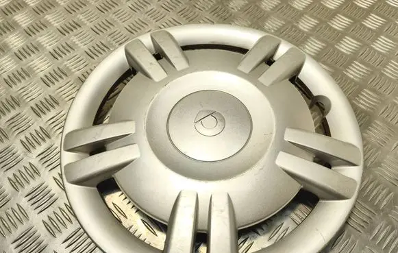 Smart ForFour I R14 wheel hub/cap/trim A4544010122 MR961371