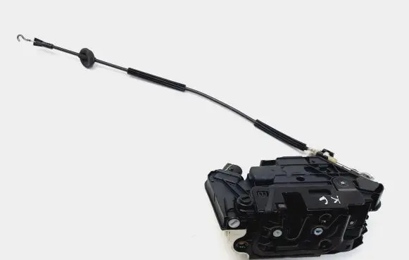 Volkswagen Amarok Rear door lock 5N0839015D SA8637