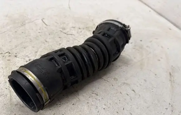 Maserati Ghibli Turbo system vacuum part 670038737