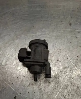 Mercedes-Benz C W203 Turbo solenoid valve 0005450427