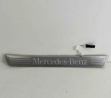 Mercedes-Benz GLE W167 side skirts sill cover A1676862200 A1676861600