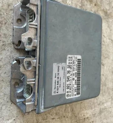 Mercedes-Benz C W202 Engine control unit/module A0215453632