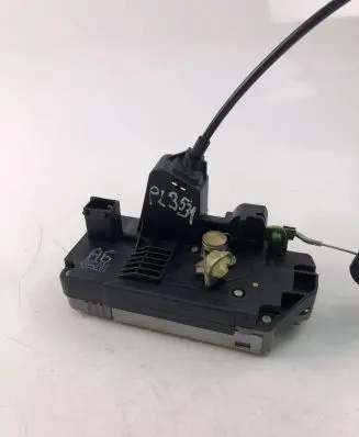 Saab 95 - 96 Coupe door lock (next to the handle) 4855201