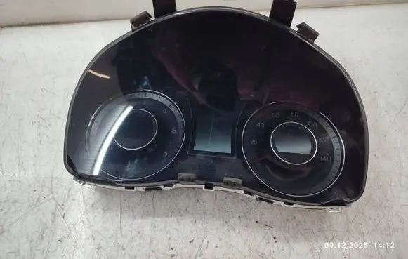 Hyundai i40 Speedometer (instrument cluster) 940033Z050 11001784020H