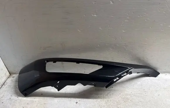 Volvo XC90 Front bumper splitter molding 31383801