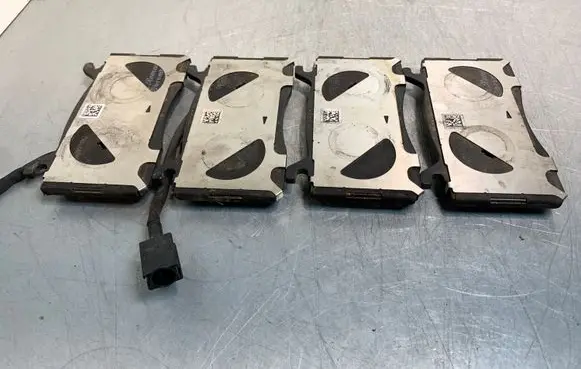 Alfa Romeo Stelvio Brake pads (front) 