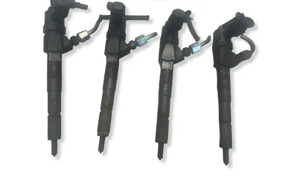 Opel Zafira B Fuel injectors set 0445110243