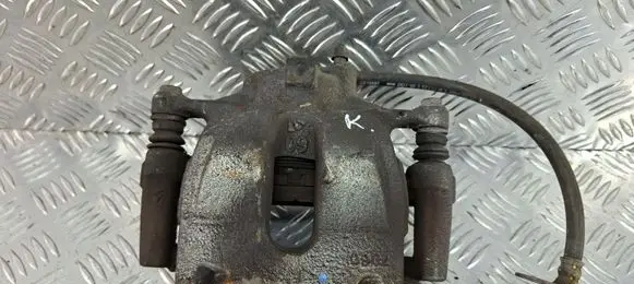 Toyota C-HR I Front brake caliper