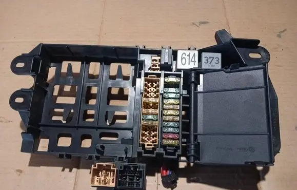 Audi A6 S6 C6 4F Fuse box set 4f0971845