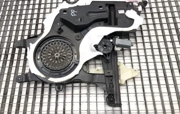 Peugeot Partner III Front door window regulator with motor