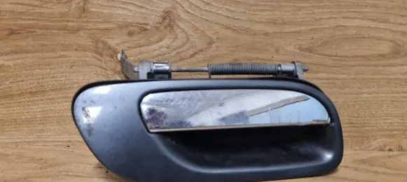 Volvo V70 Front door exterior handle Z410