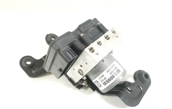 Chrysler Pacifica ABS Pump 68453575AF