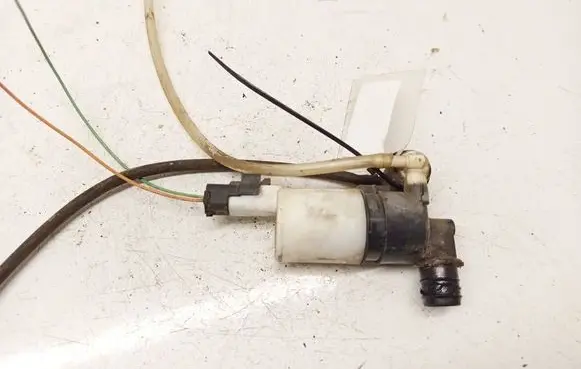 Renault Scenic II - Grand scenic II Windscreen/windshield washer pump 8200067015 8200295685