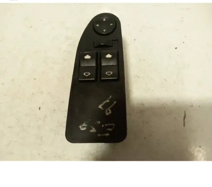 BMW 5 E39 Electric window control switch 8360887 06472