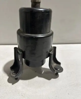 Lexus RX 450H Engine mount bracket