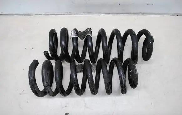 Mercedes-Benz GLE (W166 - C292) Rear coil spring