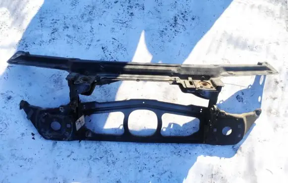 BMW 3 E46 Radiator support slam panel 51718211467 51.71-8211467