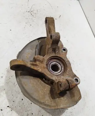 Mitsubishi ASX Front wheel hub spindle knuckle