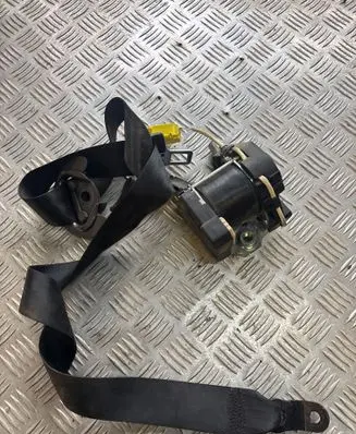 Volkswagen Touran I Front seatbelt 1T0857706