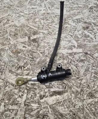 BMW 3 E90 E91 Clutch master cylinder 6773670