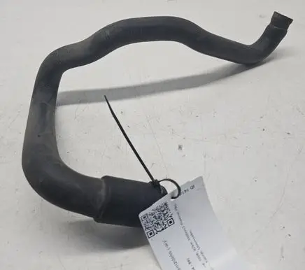 Audi A4 S4 B5 8D Engine coolant pipe/hose 8D0819371H