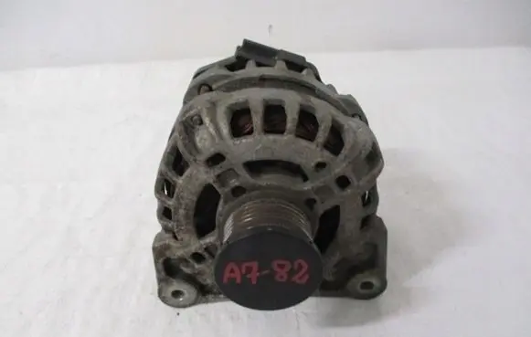 Renault Clio IV Generator/alternator 231008593R