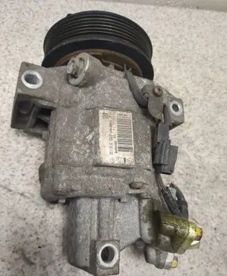 Dacia Sandero II Air conditioning (A/C) compressor (pump) Z0015421b 3100821972