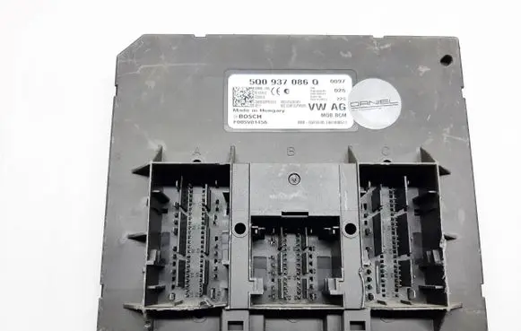 Volkswagen PASSAT B8 Comfort/convenience module 5Q0937086Q