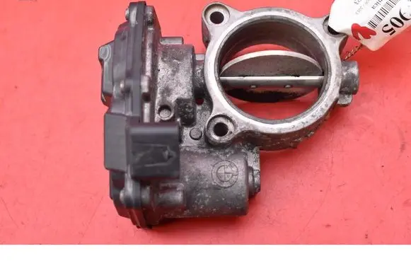 BMW 5 F10 F11 Throttle body valve 7810752