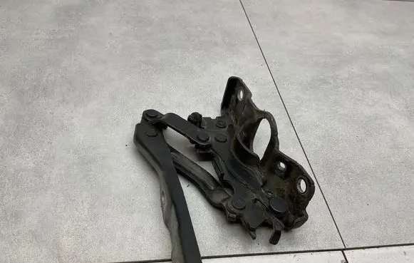 Hyundai Tucson TL Engine bonnet/hood hinges 