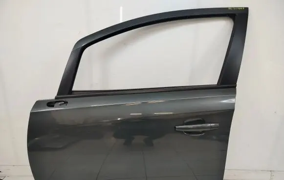 Opel Corsa E Front door 13L13