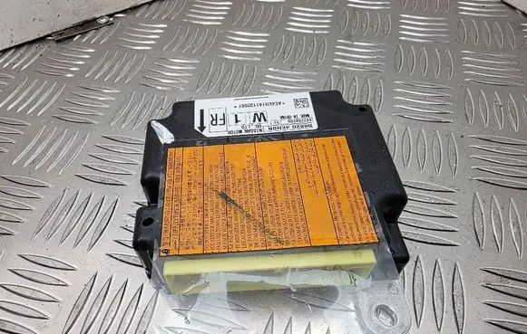 Nissan Qashqai Airbag control unit/module 988204EH0B 627260200