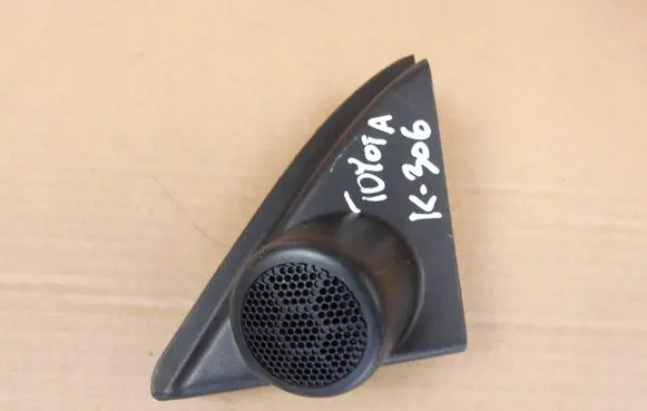 Toyota Auris E180 Front door high frequency speaker 6749202380
