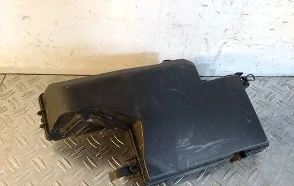 Lexus IS III XE30 Fuse box cover 8266253260