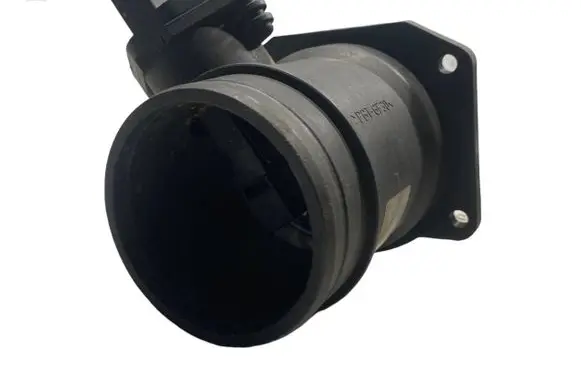 Audi A4 S4 B5 8D Mass air flow meter 06B133471 0280218013 0986280206