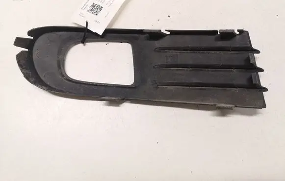 Volvo V50 Front fog light trim/grill 30655884