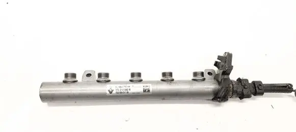Nissan X-Trail T32 Fuel main line pipe 175210542R