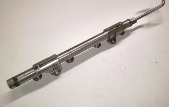 Volkswagen Golf VII Fuel distributor 04E133320 1714420659