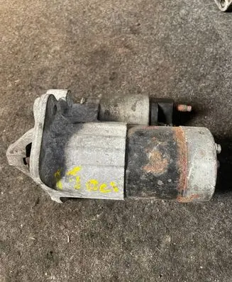 Renault Scenic II - Grand scenic II Starter motor 8200584675 M000T87881