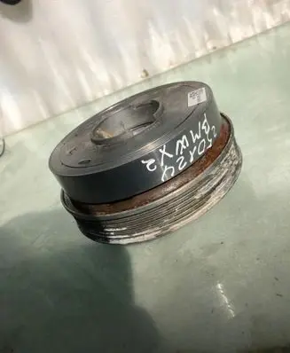 BMW X2 U10 Crankshaft pulley 847847505